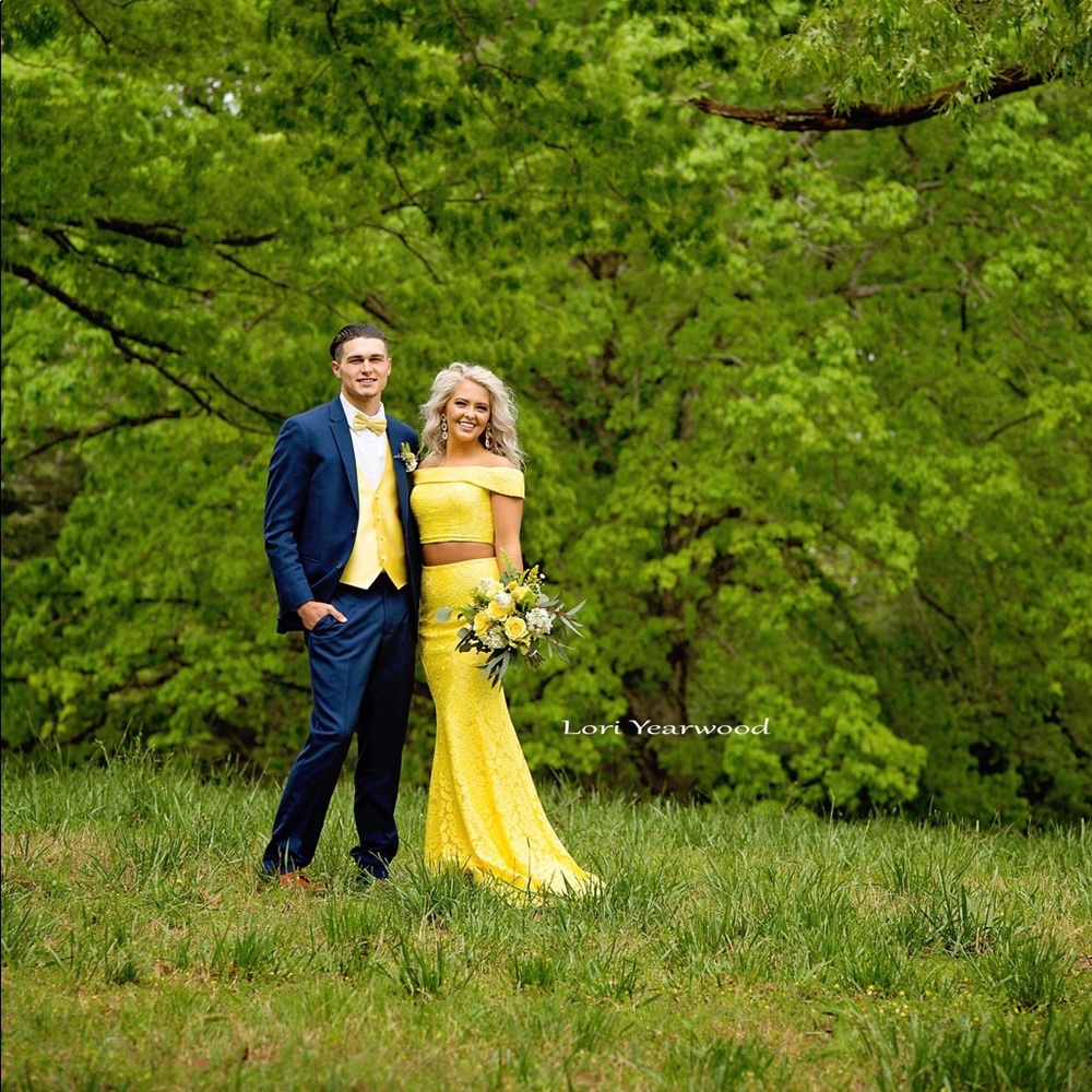 Lafemme prom dress